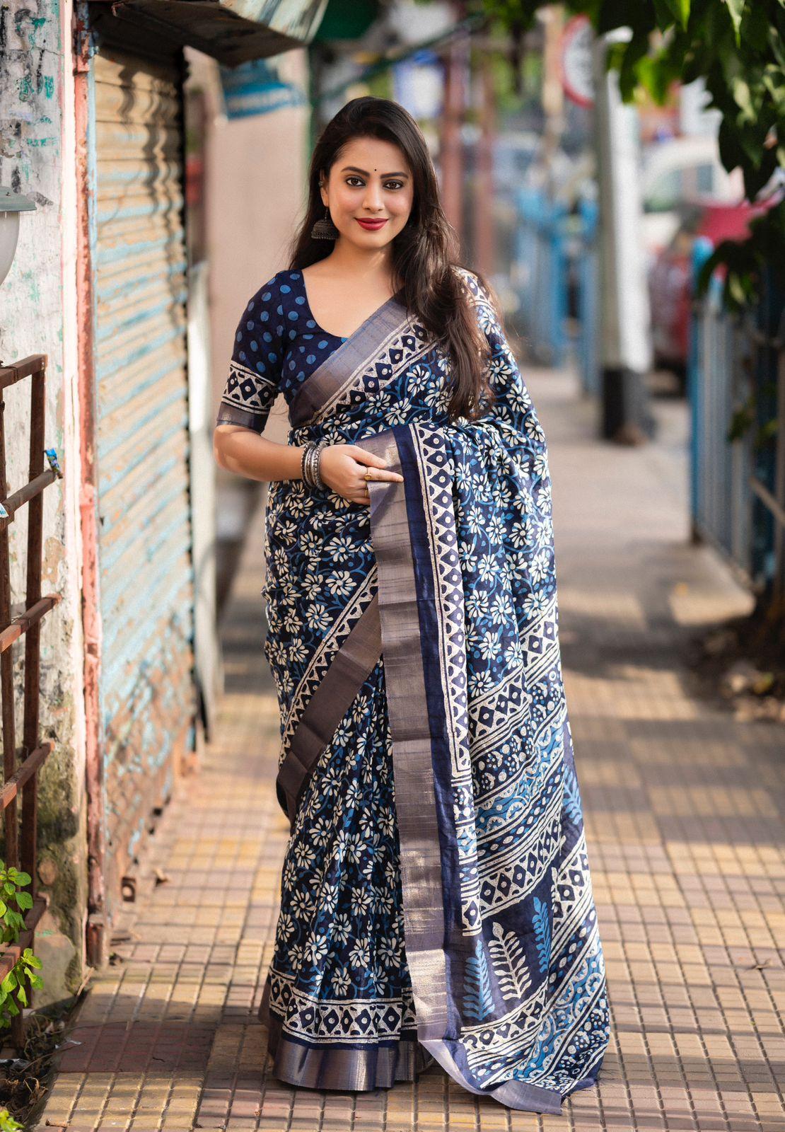 Blue Poly Silk Ethnic Motifs Saree with Unstitched Blouse - A2M | Grocsy