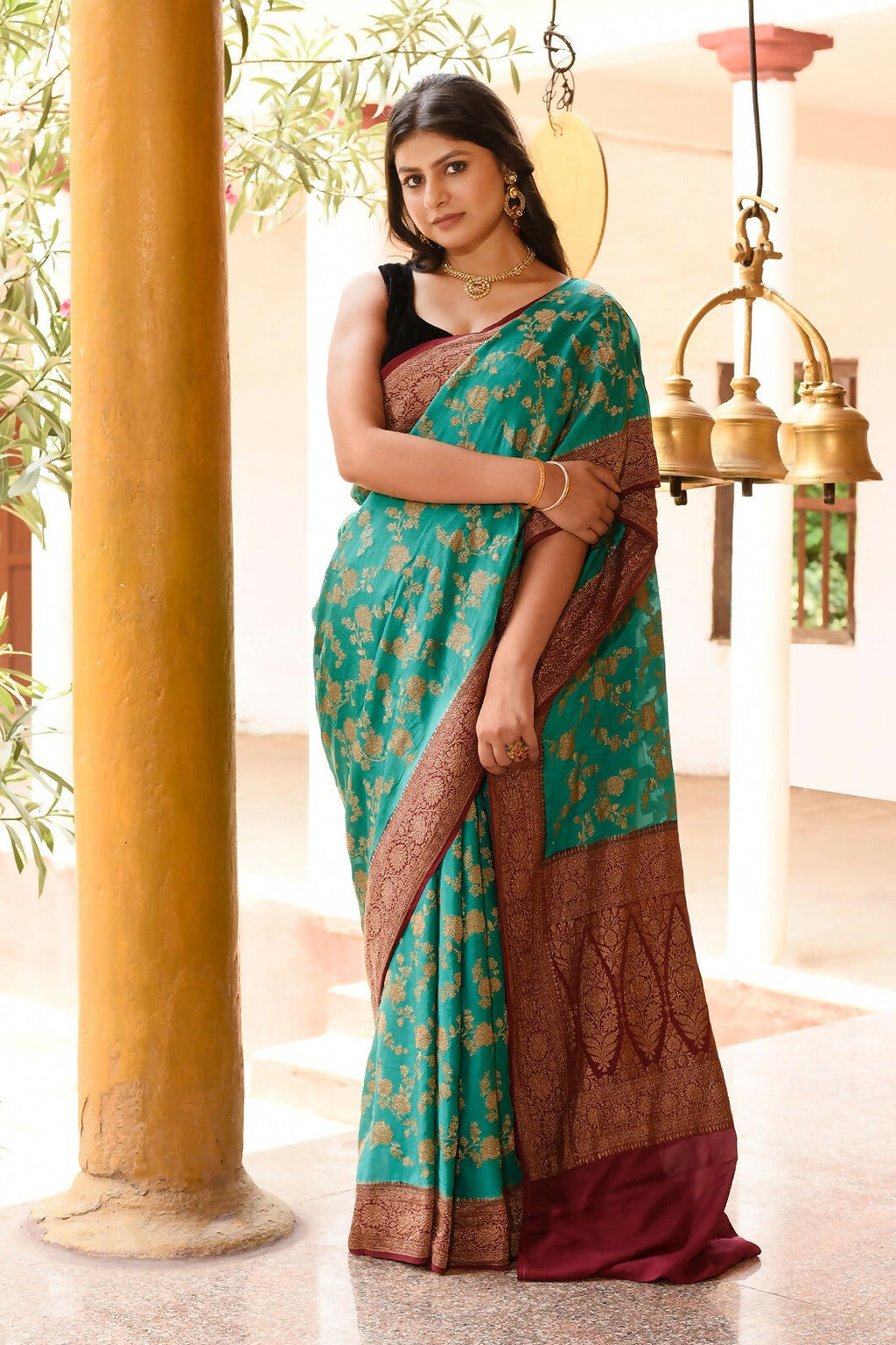 Joban Fashion Teal Green Crepe Chiffon Pure Handloom Banarasi Silk Saree | Grocsy