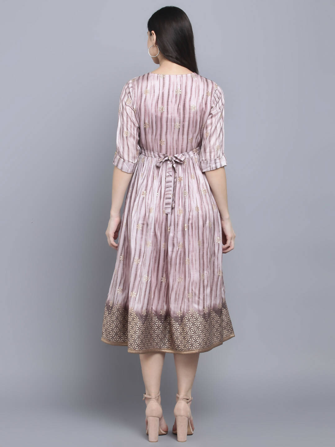 Myshka Women Grey Floral Midi Dress | Grocsy
