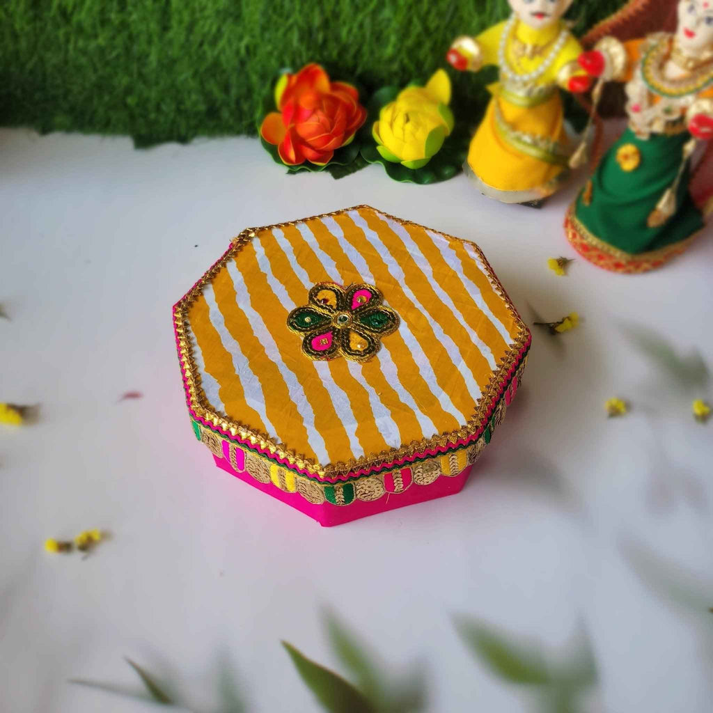 SweeDesi Ghewar Hamper 2 | Grocsy