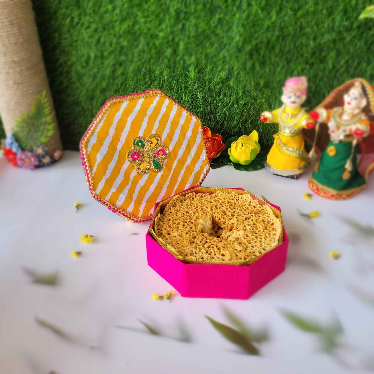 SweeDesi Ghewar Hamper 2 | Grocsy