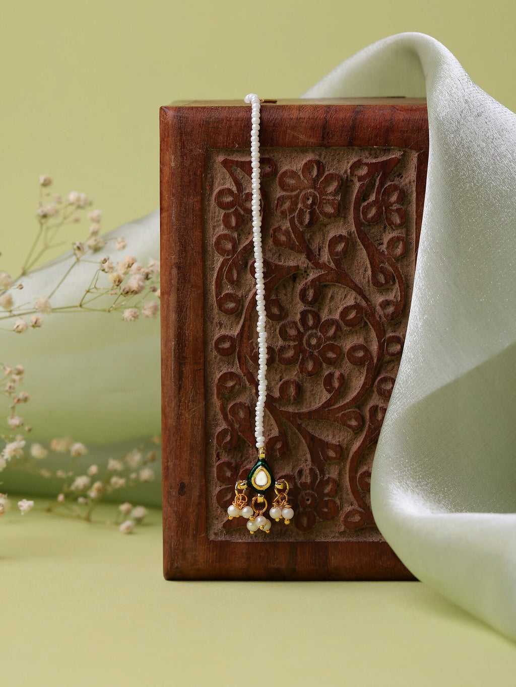 Ruby Raang Gold Kundan Maang Tikka | Grocsy