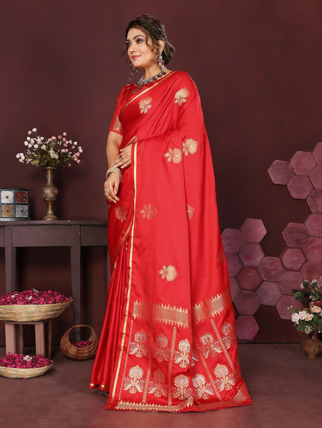 Joban Fashion Red Floral Motifs Banarasi Silk Sarees | Grocsy