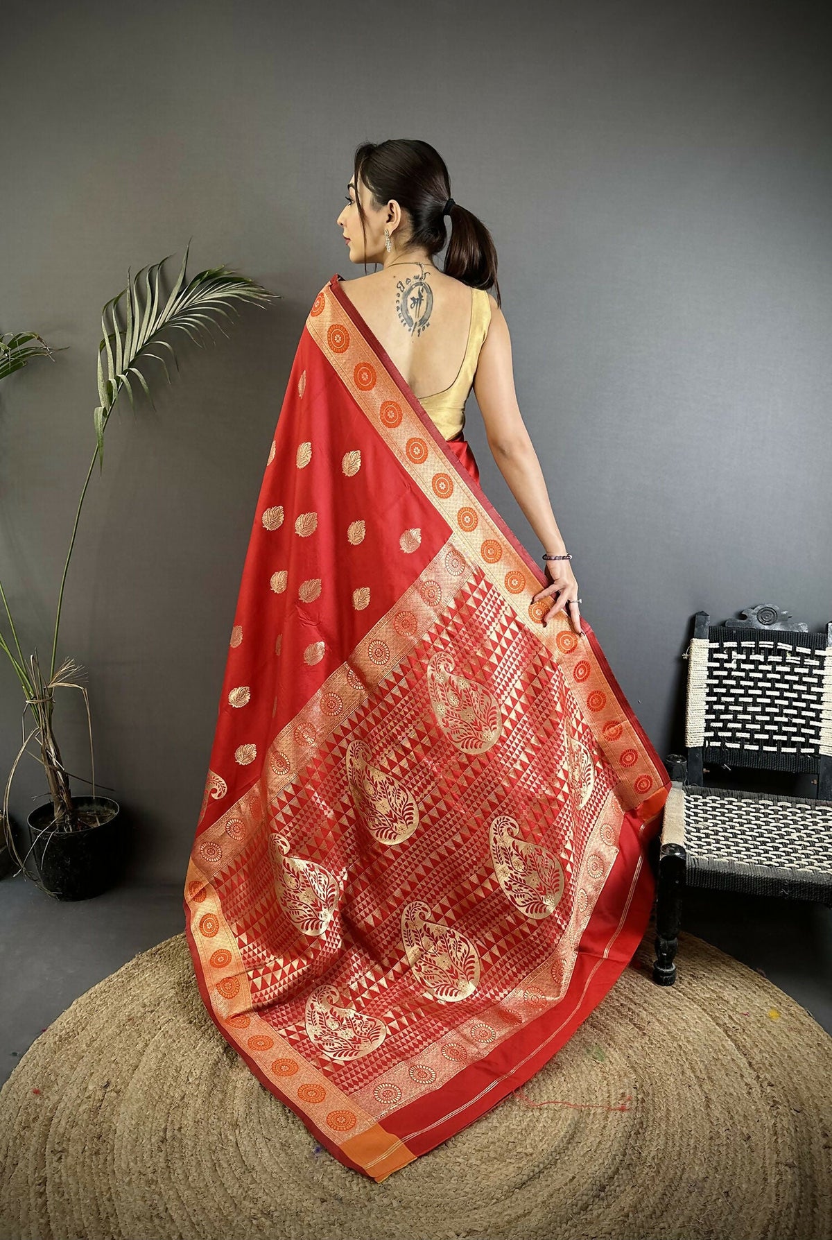 Joban Fashion Red Paisley Soft Silk Banarasi Saree | Grocsy