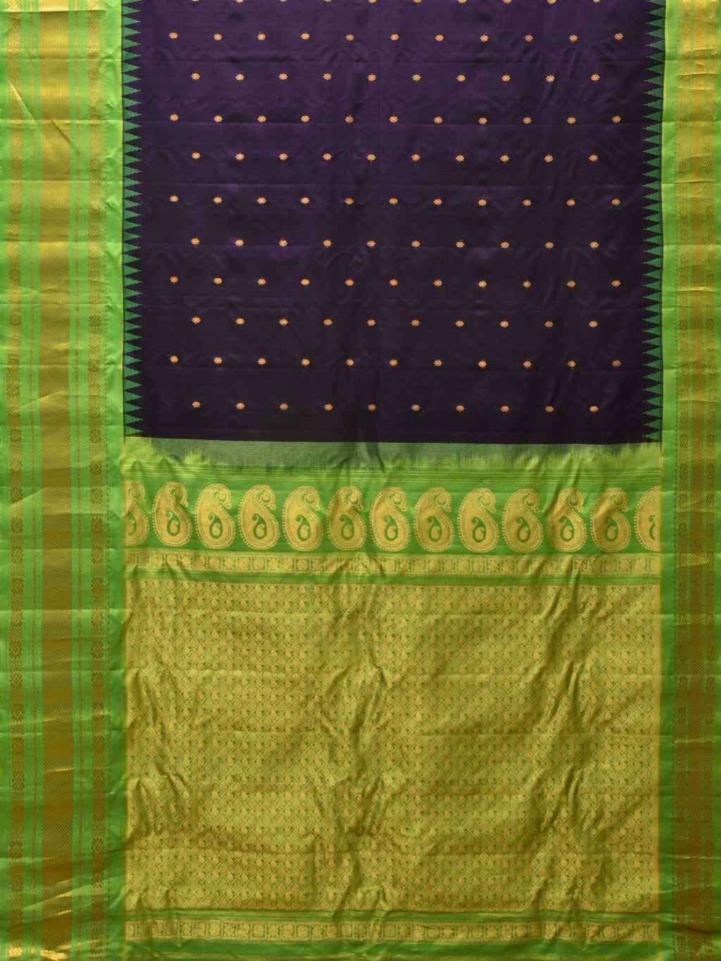 Green and Blue Gadwal Silk Handloom Saree with Mango Pallu Design - Global Threads | Grocsy