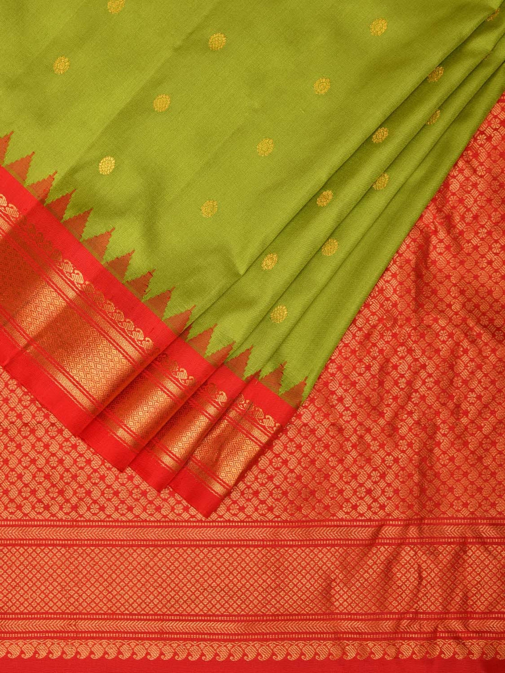 Green and Red Gadwal Silk Handloom Saree with Mango Pallu Design - Global Threads | Grocsy