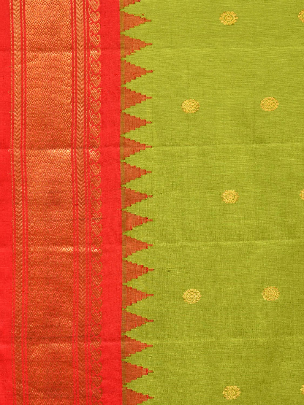 Green and Red Gadwal Silk Handloom Saree with Mango Pallu Design - Global Threads | Grocsy