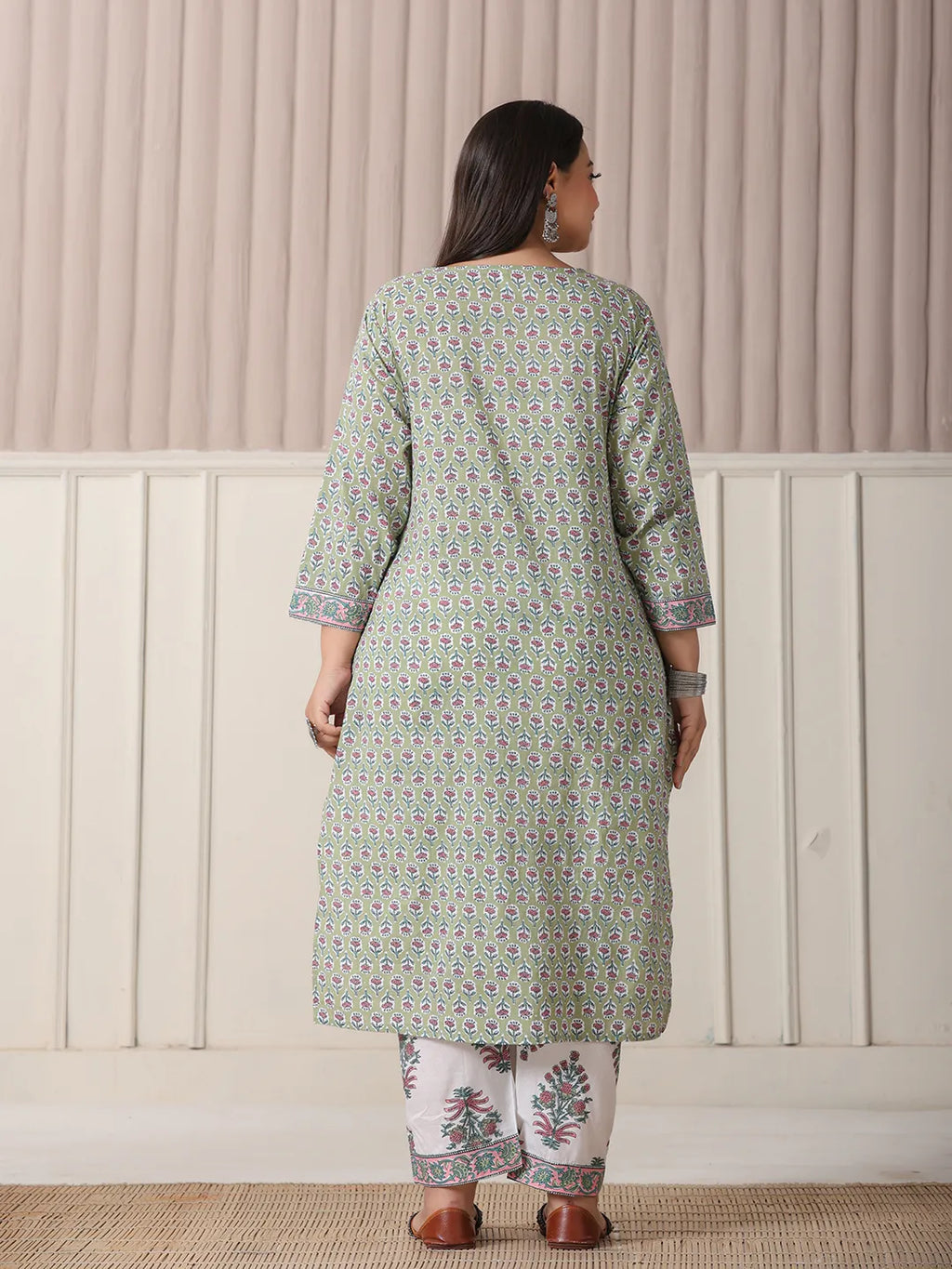 Yufta Green And White Hand Embroidery Cotton Plus Size Kurta Dupatta Set | Grocsy