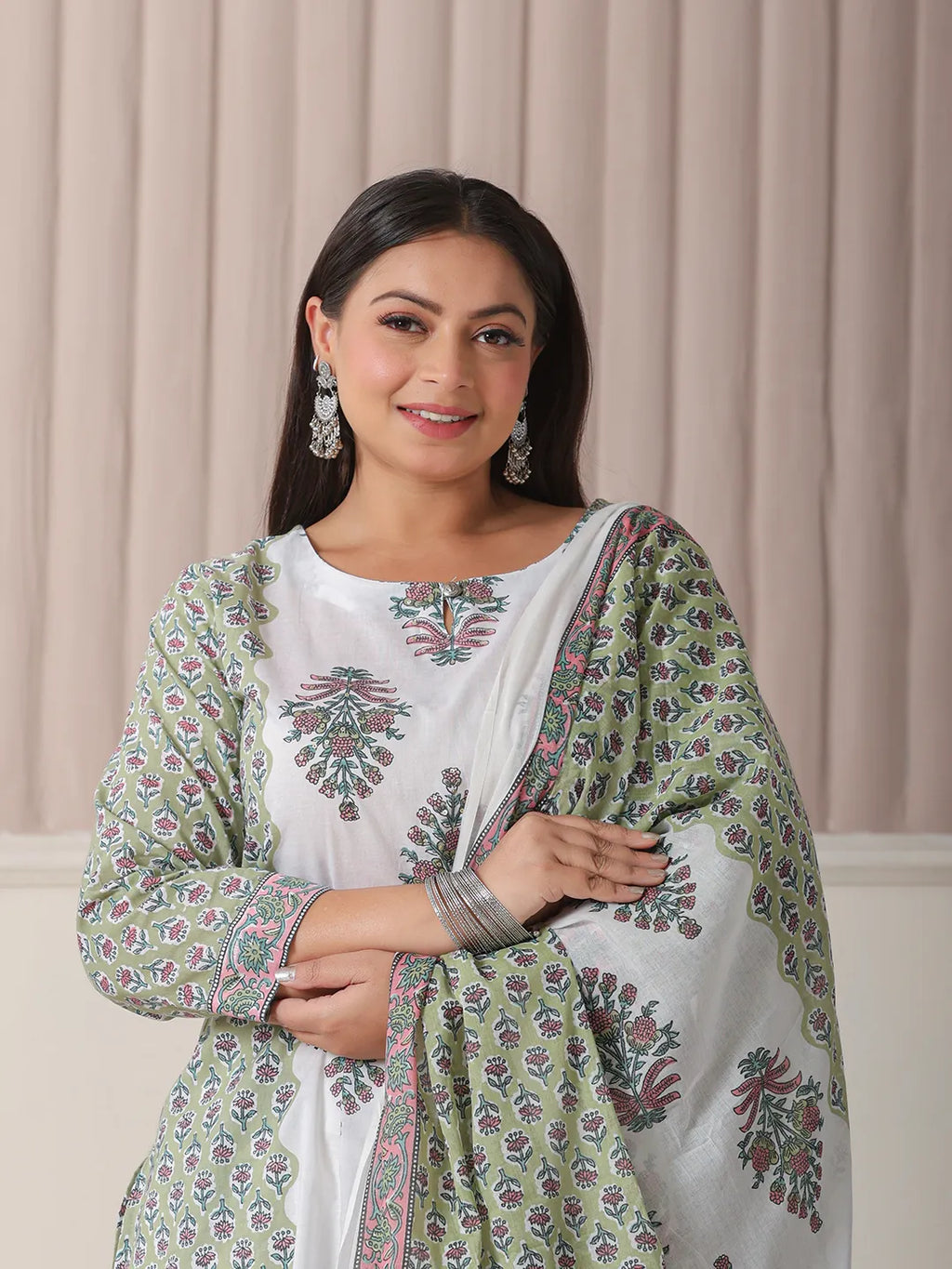 Yufta Green And White Hand Embroidery Cotton Plus Size Kurta Dupatta Set | Grocsy