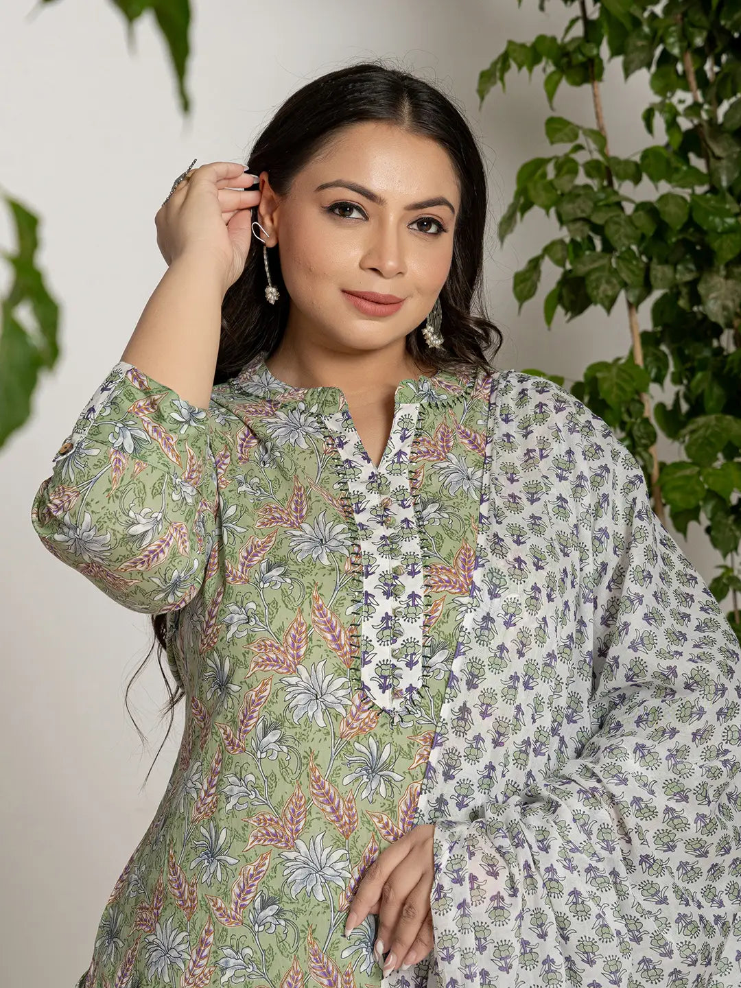 Yufta Green Cotton Green Pluse Size Kurta Dupatta Pant Set | Grocsy