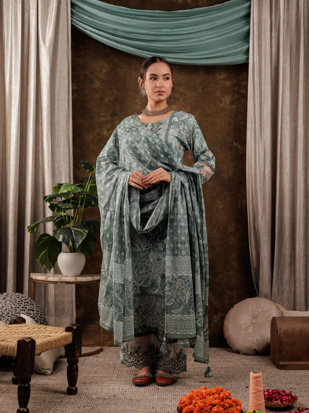Yufta Green Cotton Kurta Dupatta Set With Lace Detailing | Grocsy