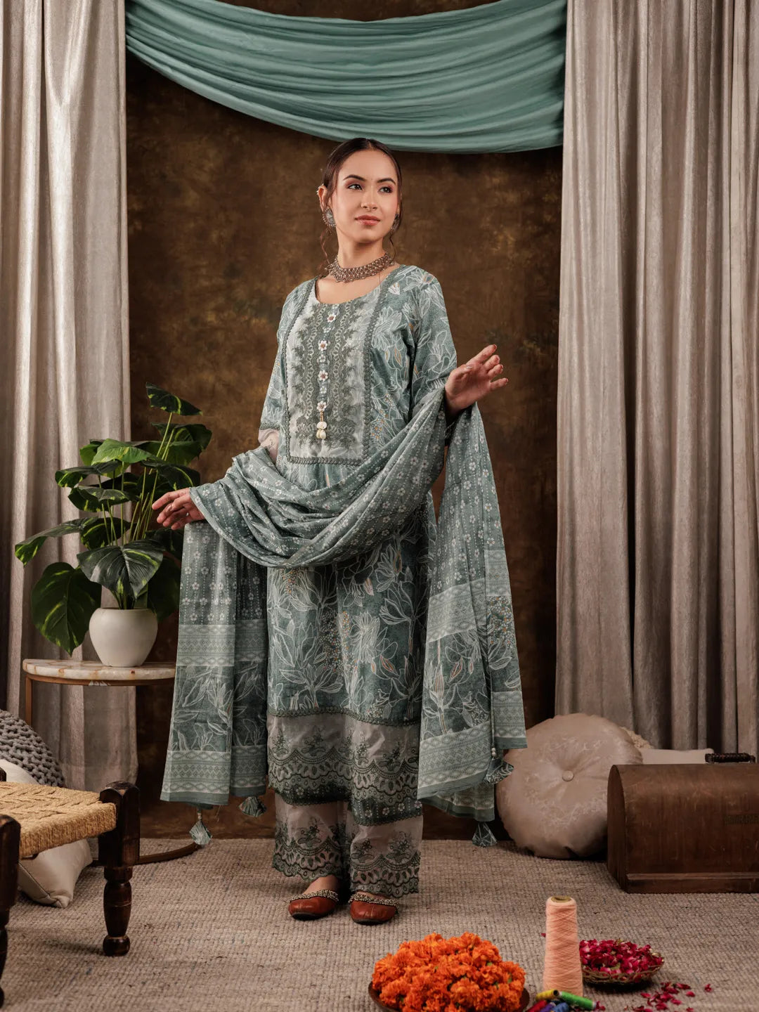 Yufta Green Cotton Kurta Dupatta Set With Lace Detailing | Grocsy