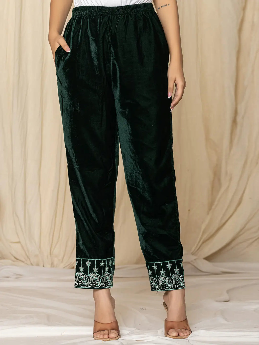 Yufta Green Embroidered Velvet Co-Ord Set | Grocsy