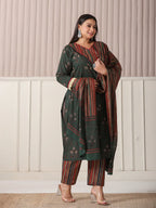 Yufta Green Floral Print Patch & Lace Work Plus Size Kurta Set With Pant & Dupatta | Grocsy