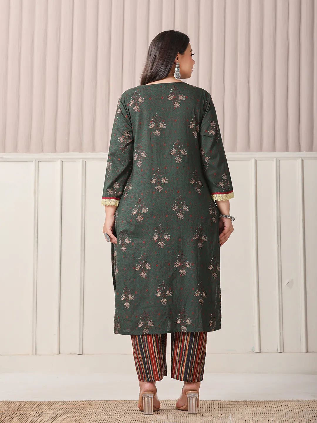 Yufta Green Floral Print Patch & Lace Work Plus Size Kurta Set With Pant & Dupatta | Grocsy