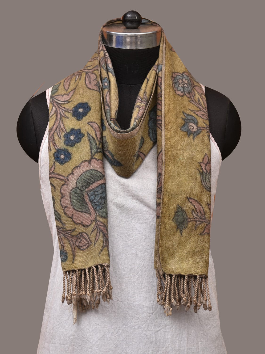 Green Kalamkari Hand Painted Woolen Handloom Dupatta with Floral Design - Global Threads | Grocsy