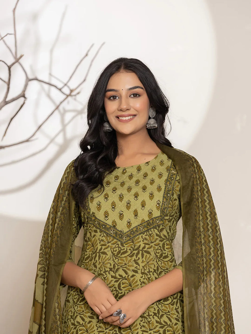 Yufta Green Leaf Print Cotton Straight Kurta Dupatta Set | Grocsy