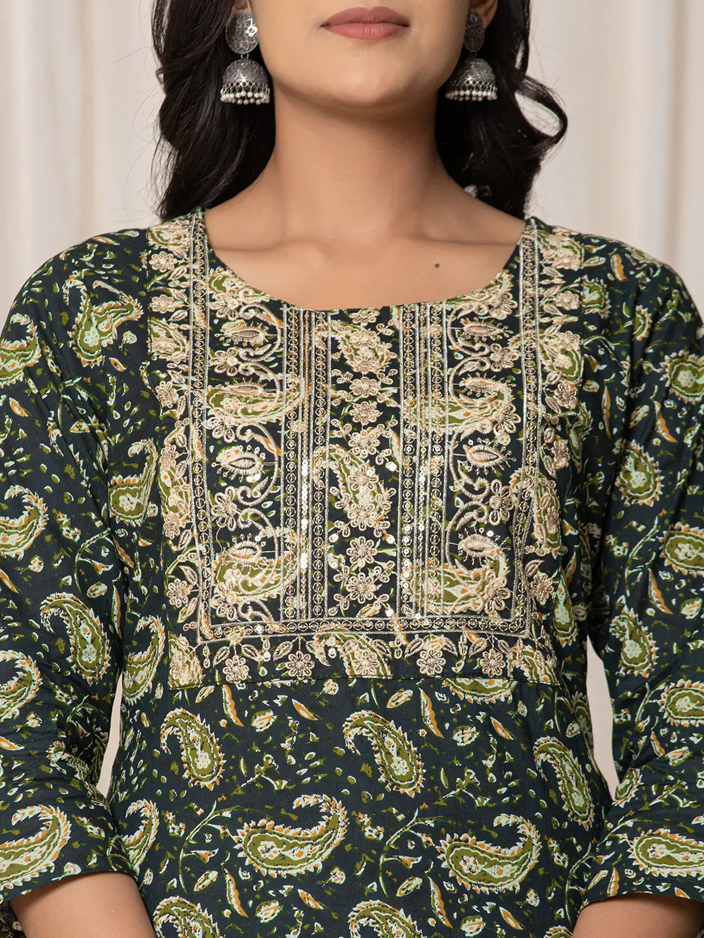 Yufta Green Paisley Pure Cotton Straight Kurta And Trouser With Dupatta Set | Grocsy