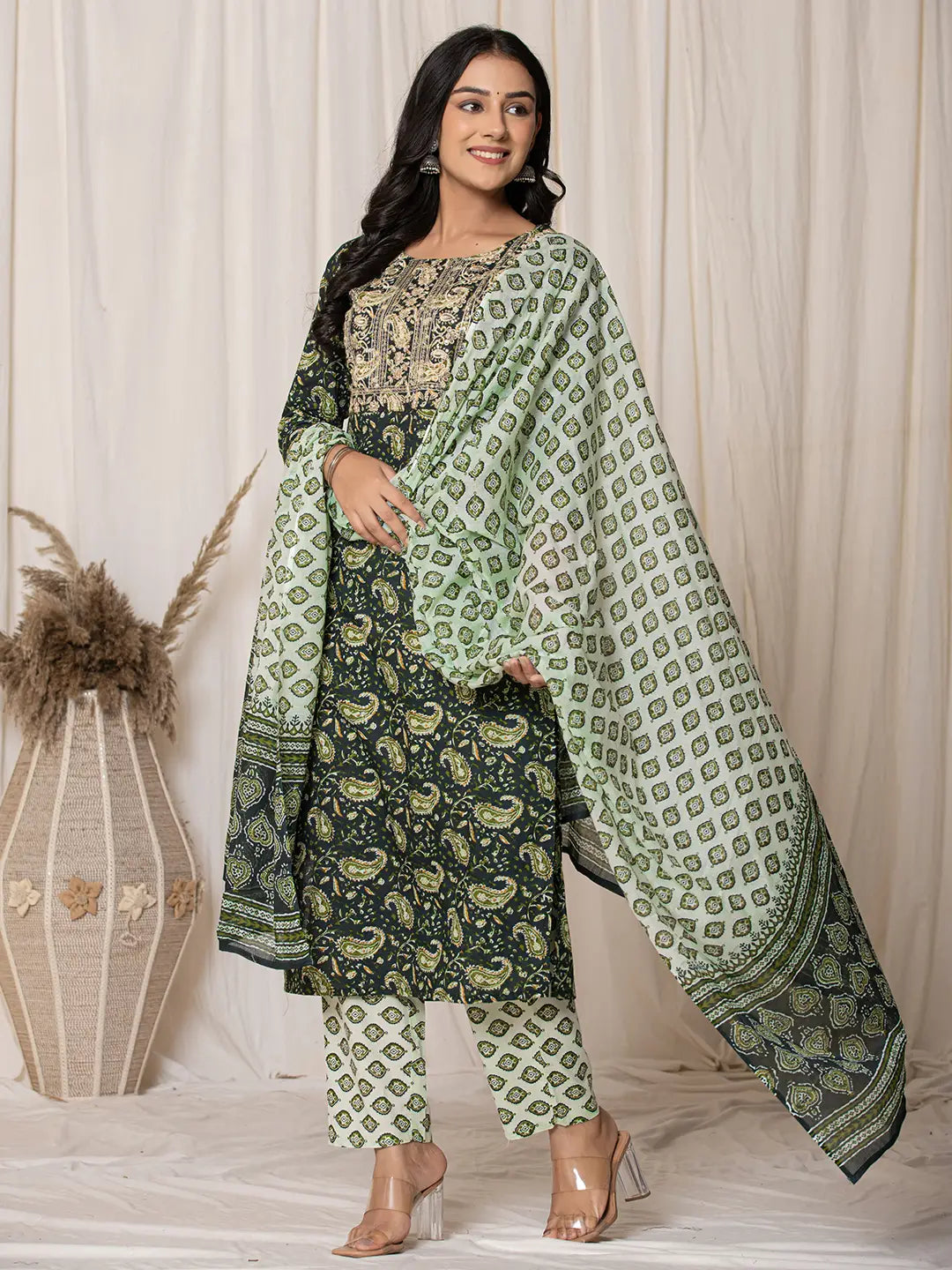 Yufta Green Paisley Pure Cotton Straight Kurta And Trouser With Dupatta Set | Grocsy