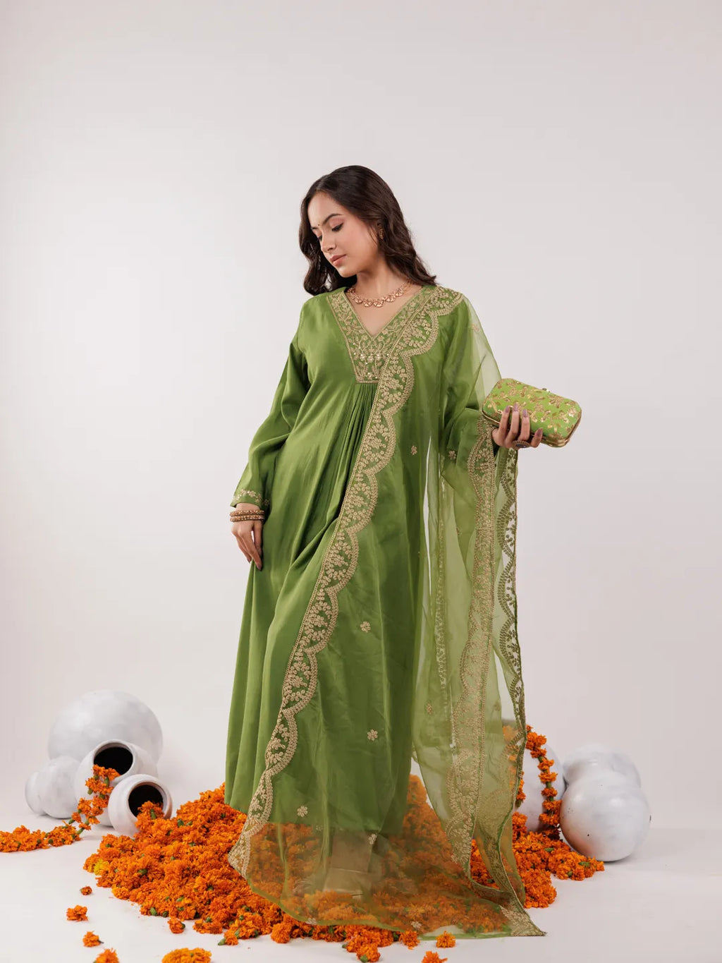 Yufta Green Silk Embroidered Kurta Dupatta Set | Grocsy