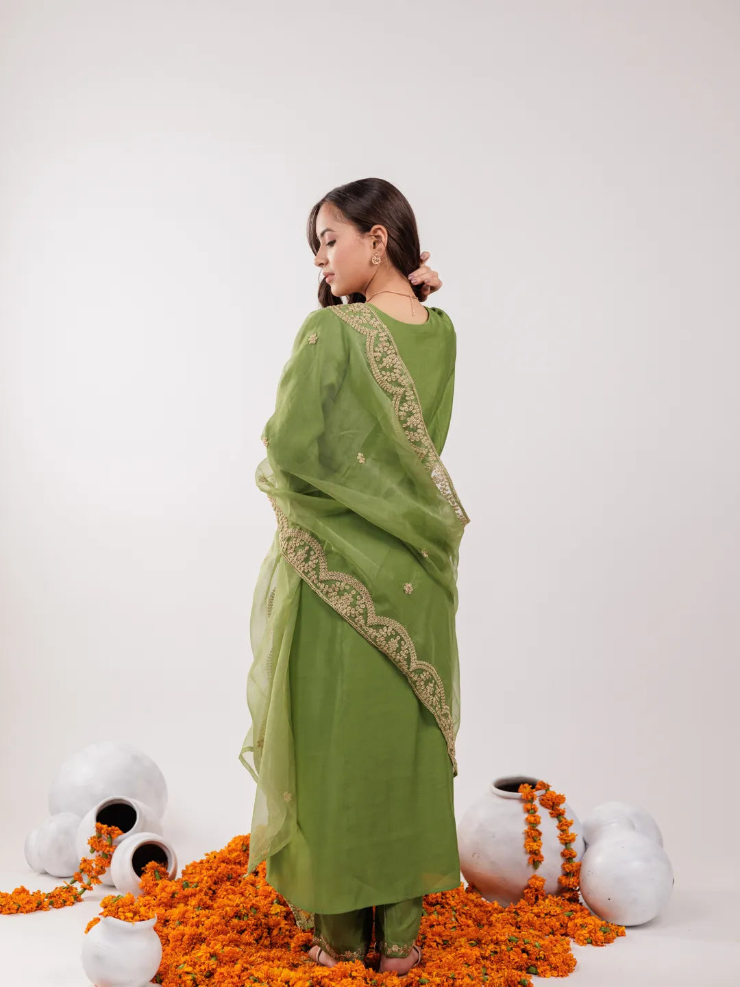 Yufta Green Silk Embroidered Kurta Dupatta Set | Grocsy