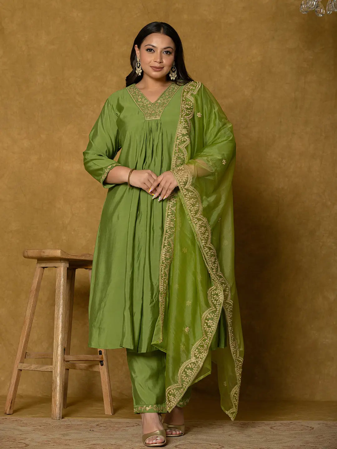 Yufta Green Silk Embroidered Plus Size Kurta Dupatta Set | Grocsy