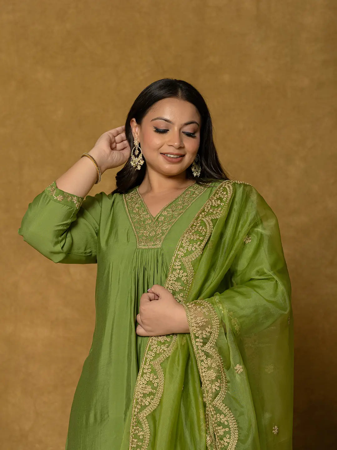 Yufta Green Silk Embroidered Plus Size Kurta Dupatta Set | Grocsy