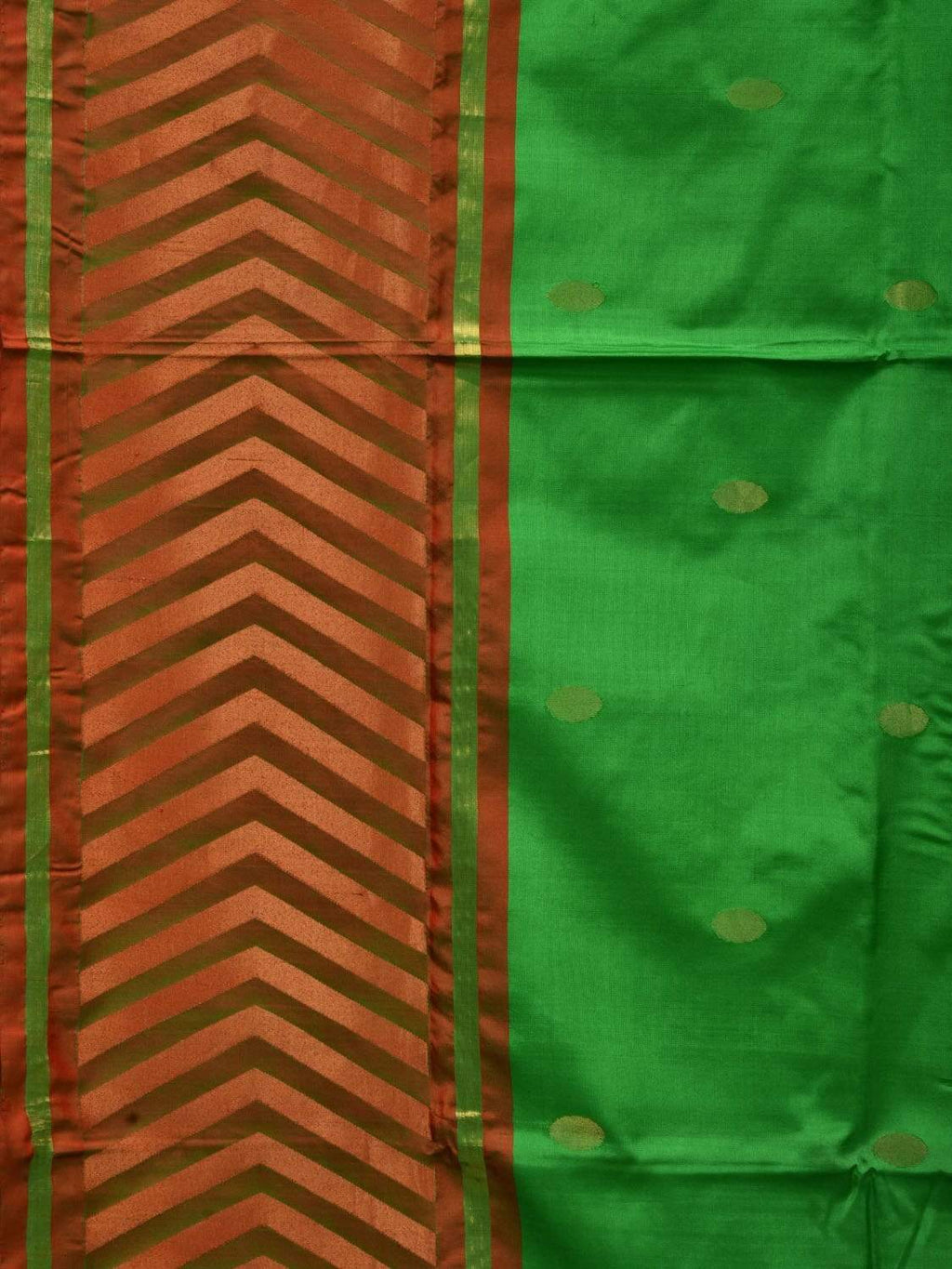 Green Uppada Silk Handloom Saree with Border Design - Global Threads | Grocsy