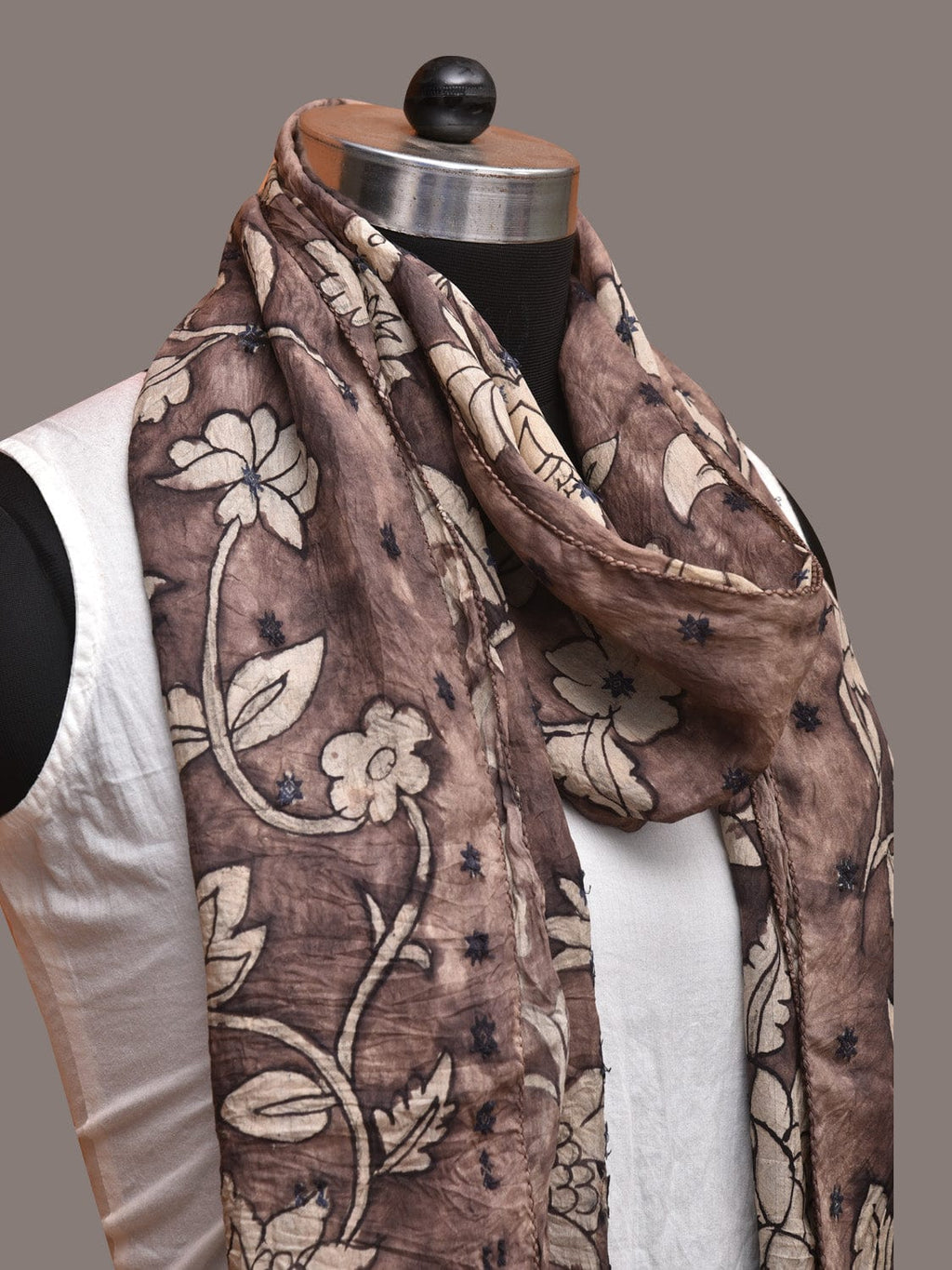 Grey Kalamkari Hand Painted Cotton Silk Stole with Floral Design - Global Threads | Grocsy
