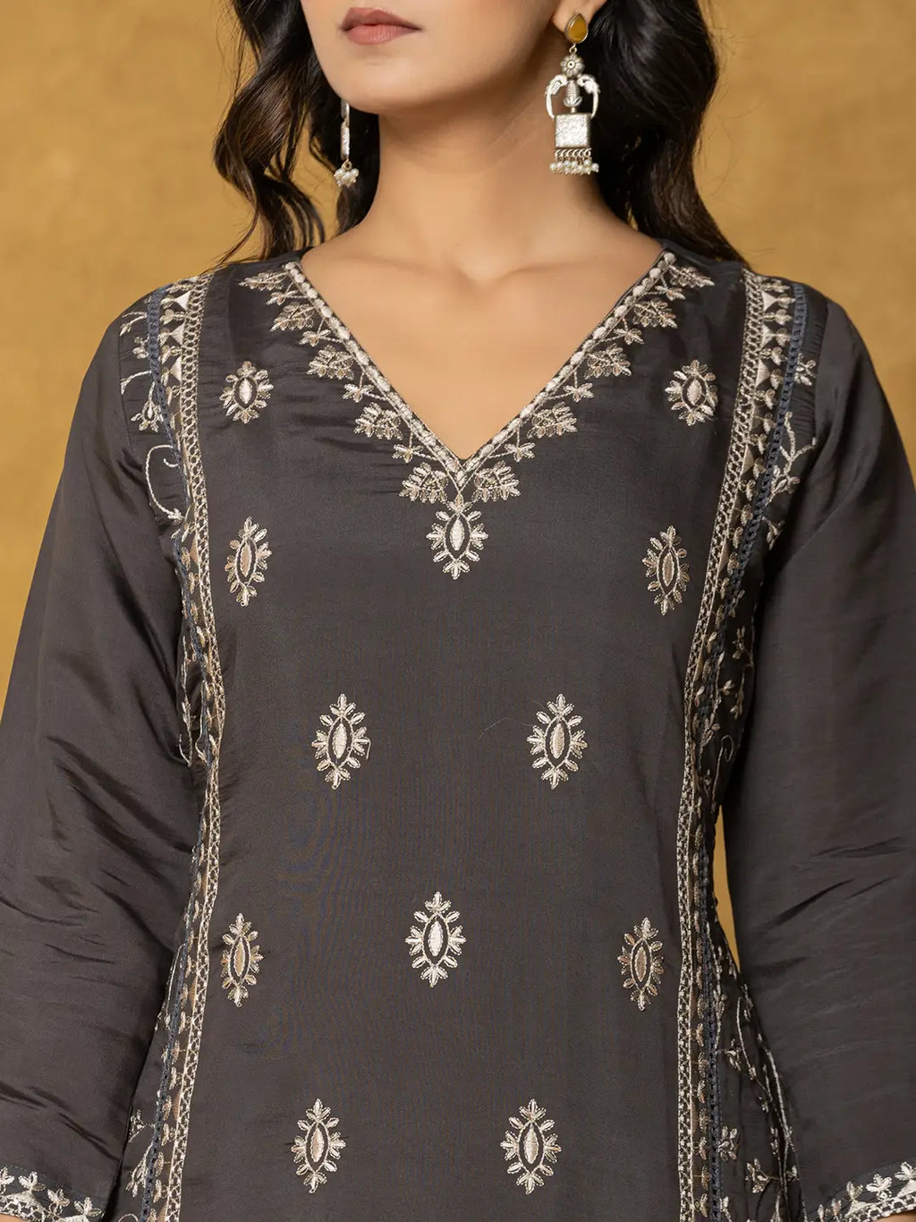 Yufta Grey Silk Kurta Dupatta Pant Set | Grocsy