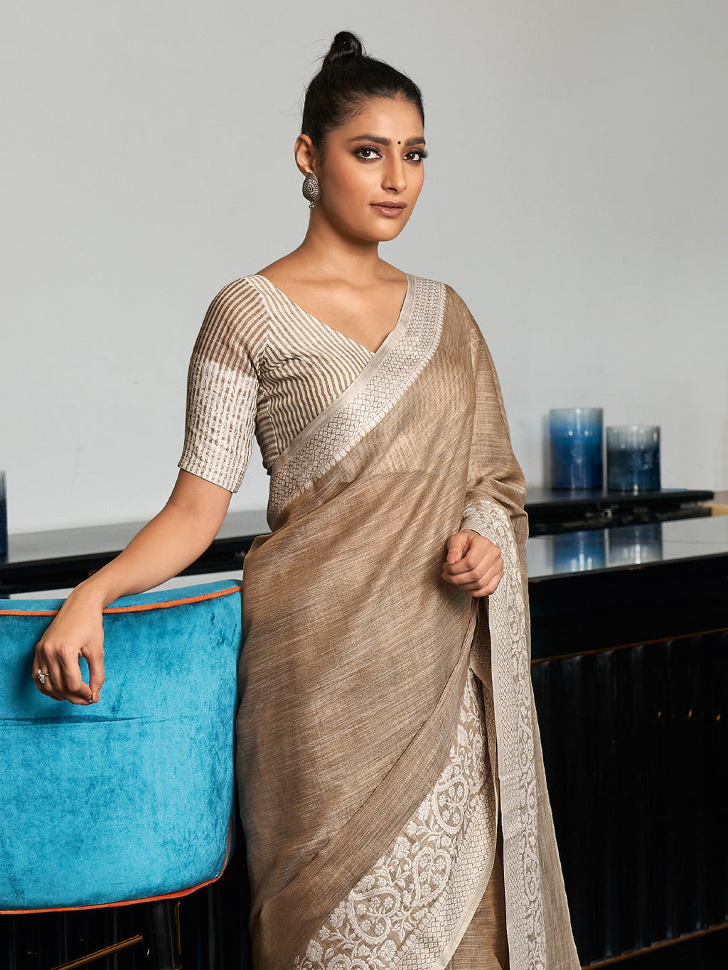 Anaita Grey Linen Zari Work Saree With Blouse | Grocsy