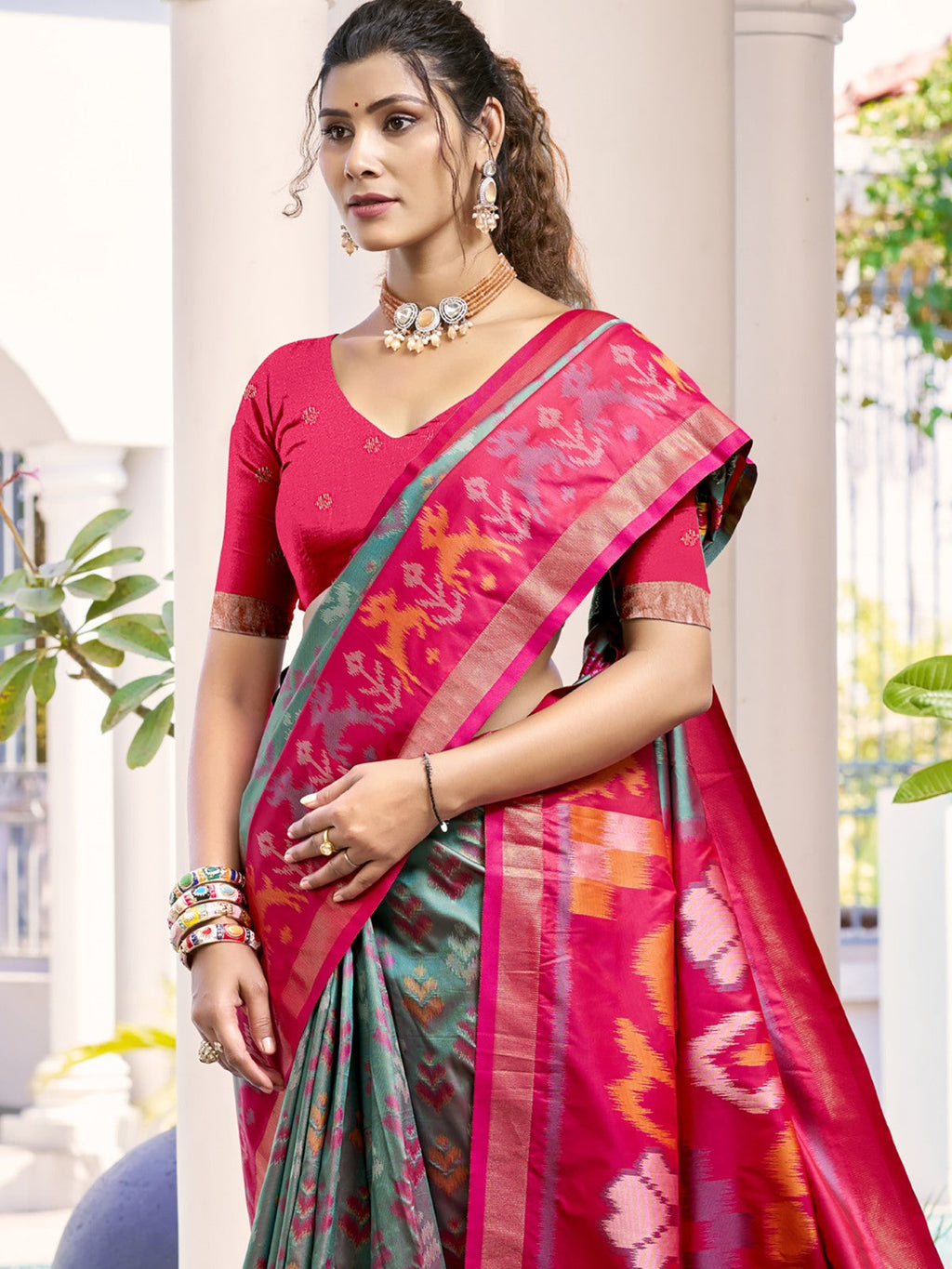 Anaita Grey Silk Saree With Blouse Piece | Grocsy