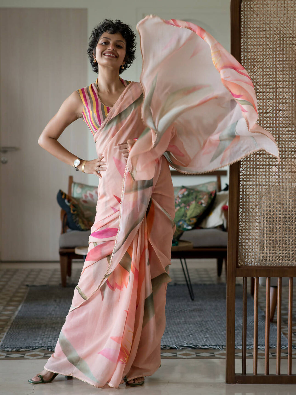 Suta Peach Floral Pure Cotton Saree | Grocsy