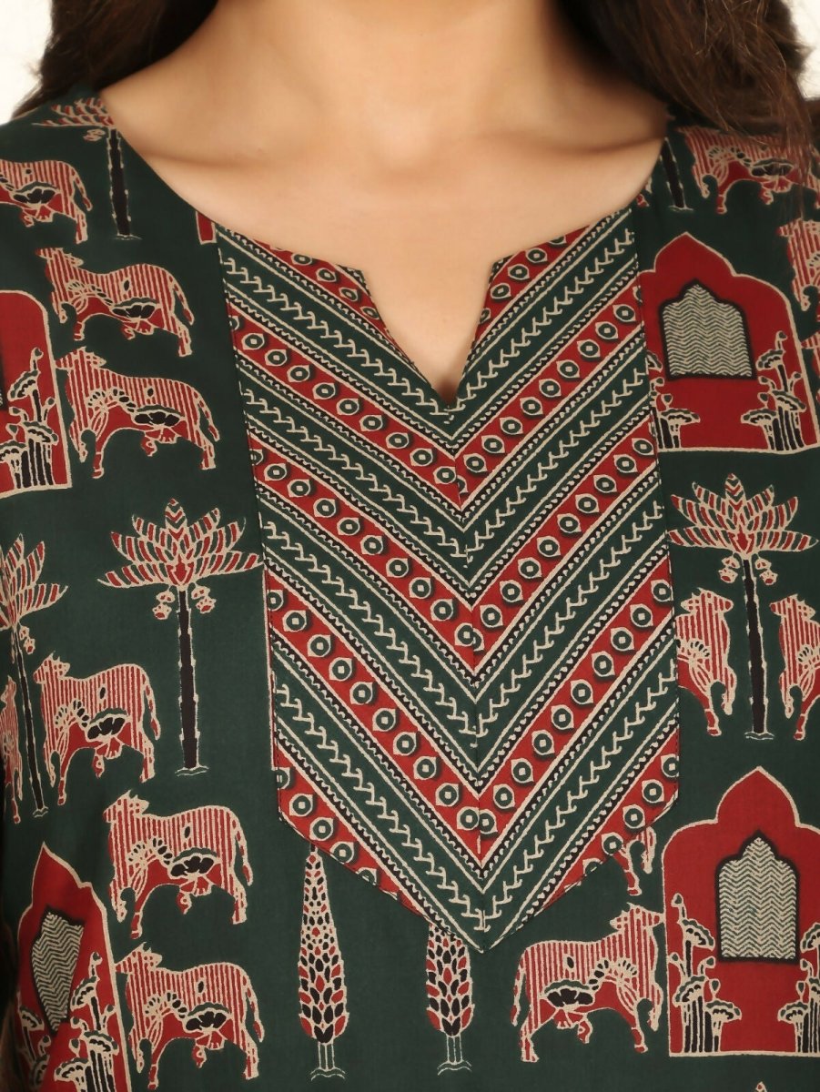 Aramya Green Soft Cotton Abstract Straight Kurta for Women | Grocsy