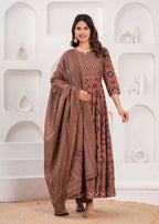 Jaimini Women Cotton Printed Round Neck Calf Length Flared Kurta Pant And Dupatta Set | Grocsy