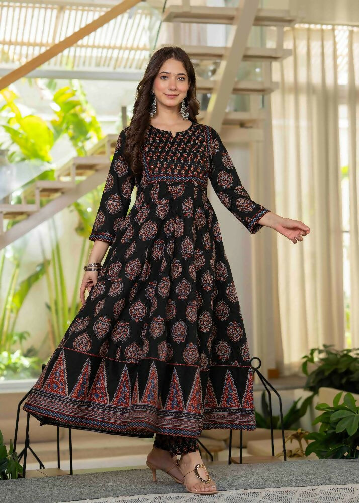Jaimini Women Cotton Printed Round Neck 3/4 Sleeves Calf Length Flared Kurta Pant And Dupatta Set | Grocsy