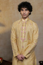 Semi Pattu Gold Padmajaal Kurta Set By Hilo Design | Grocsy