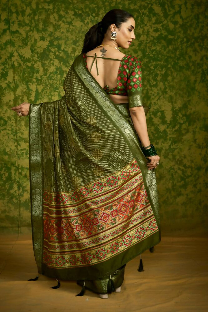 Joban Fashion Mehendi Green Velvet Tussar Silk with Foil Print Saree | Grocsy