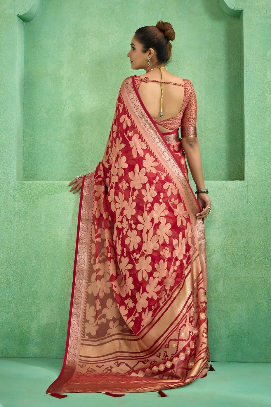 Joban Fashion Pinkdull Moss Brasso With Kasab Zari Border Saree & Tassels With Brasso Blouse | Grocsy