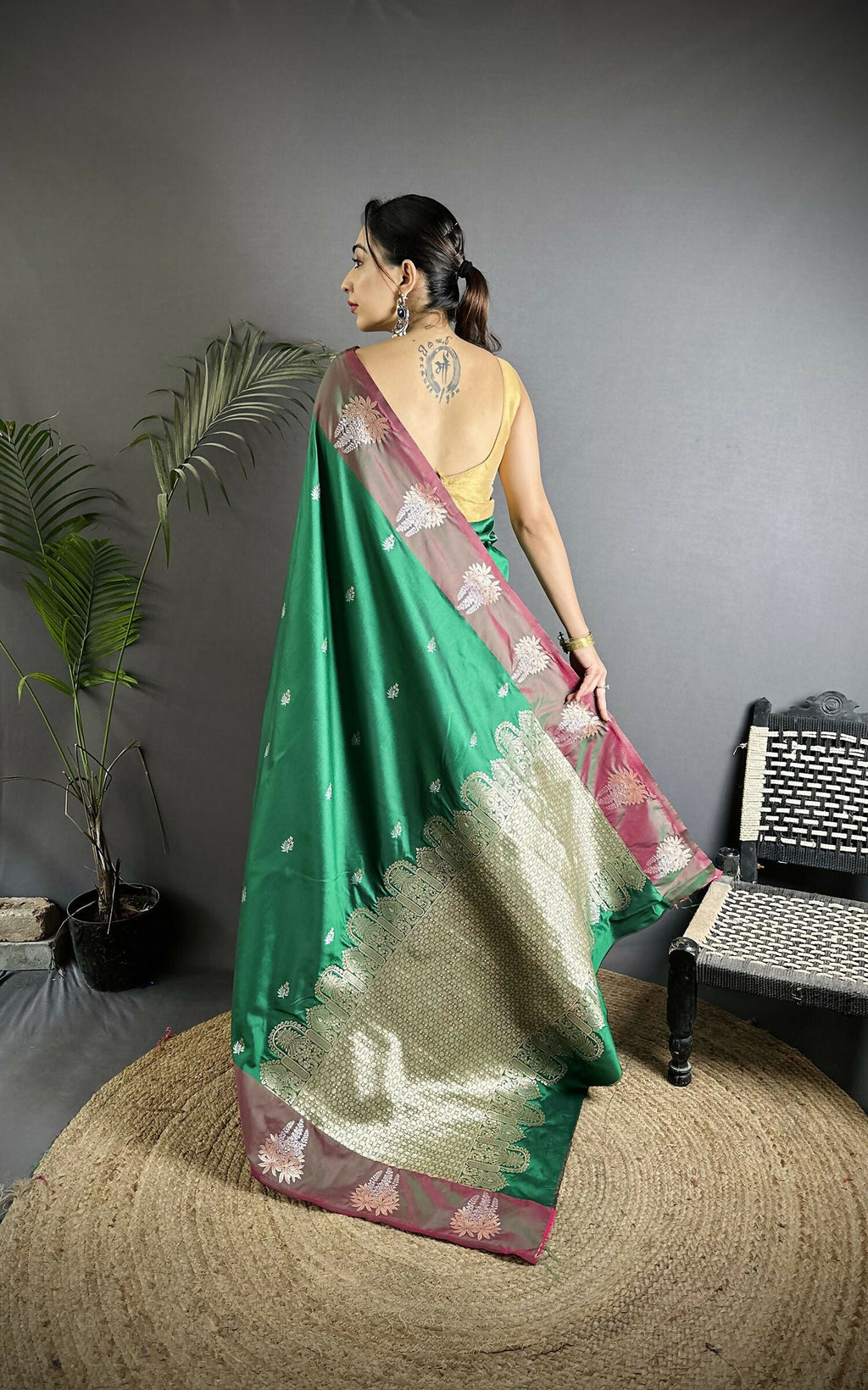 Joban Fashion Green Small Butti Soft Silk Banarasi Saree | Grocsy