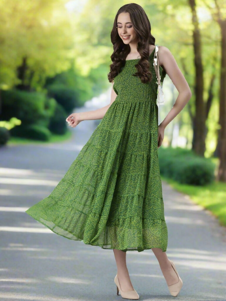 Souchii Green Varlie Printed Tiered Dress – Flowy Fit & Flare | Grocsy