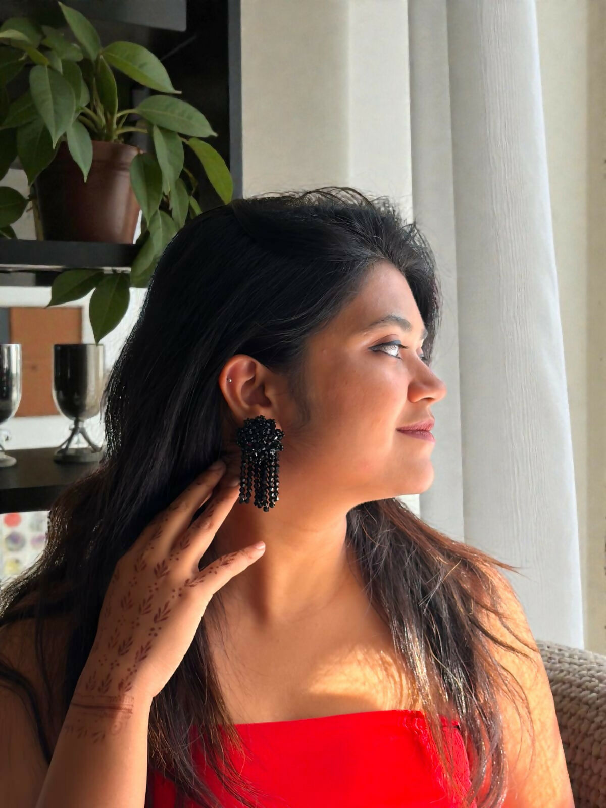 Inhanns Handmade Crystal Water Fall Earrings - Short - Navy Blue | Grocsy