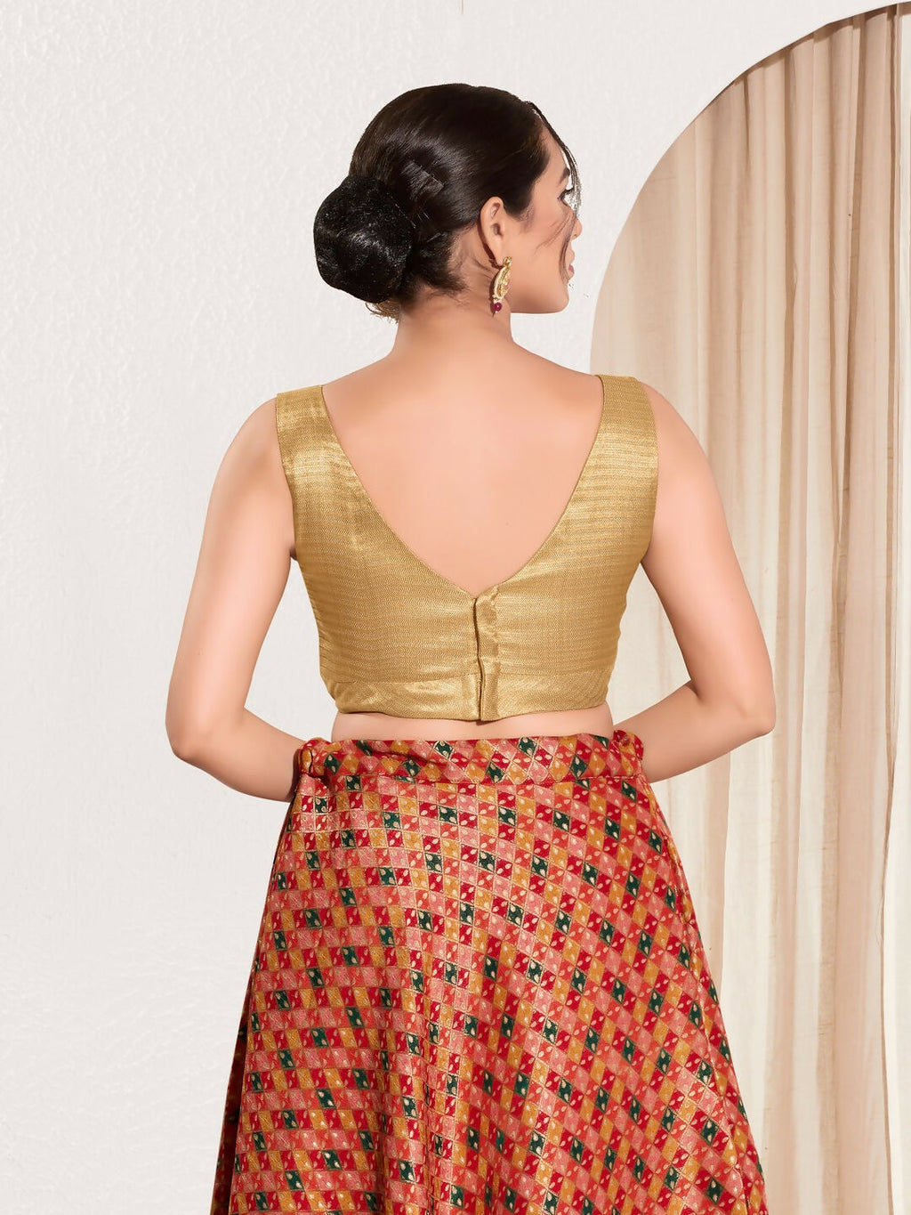 Joban Fashion Gold Mulberry Silk Padded Blouse With Sweetheart Neck Sleeveless | Grocsy