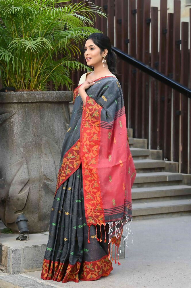 Beatitude Grey Slub Cotton Floral Jamdani Saree | Grocsy