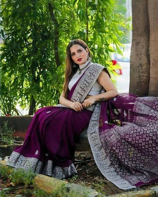 DEIANA'S Beautiful Designer Golden zari Soft Lichi Silk Saree - Majenta | Grocsy