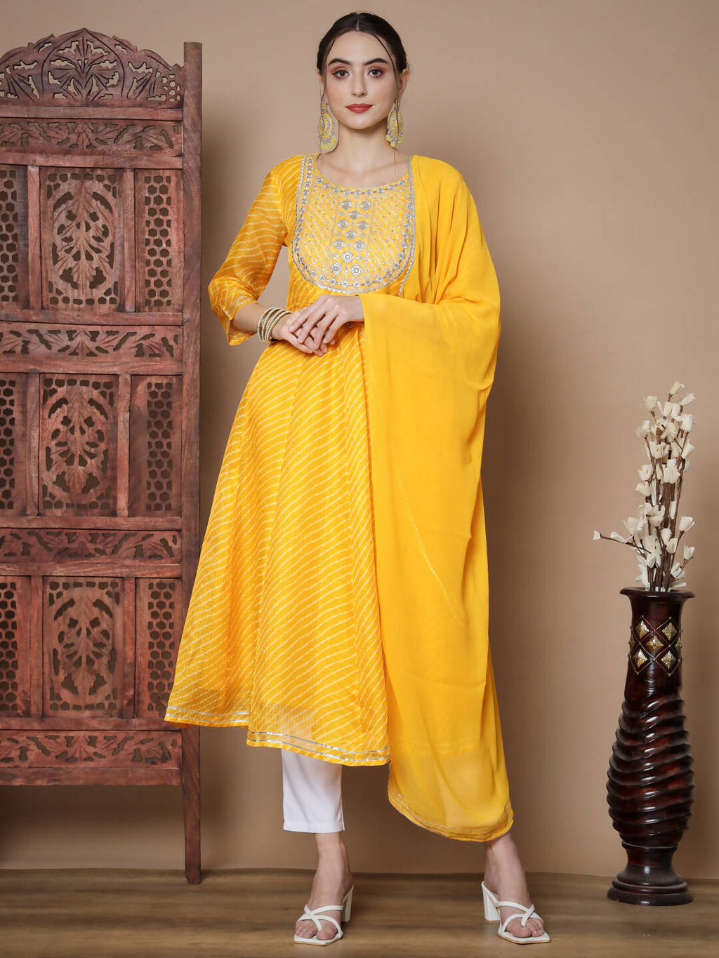 Myshka Women's Yellow Anarkali Kurta & With Dupatta | Grocsy