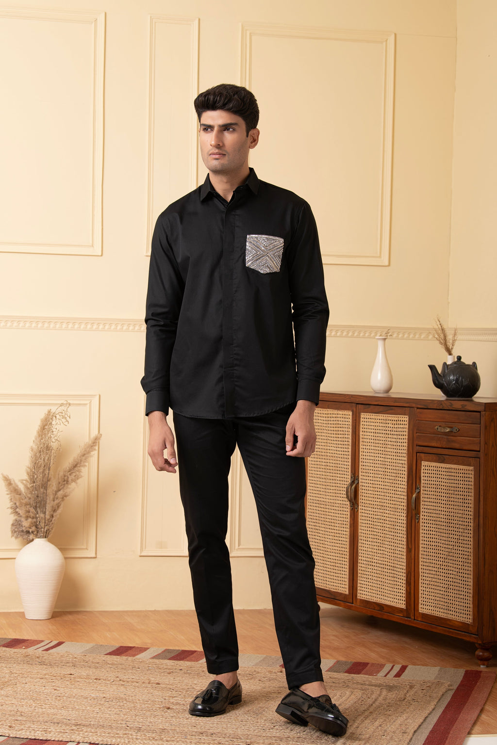 Pocket Embroidery Shirt by Hilo Design | Grocsy