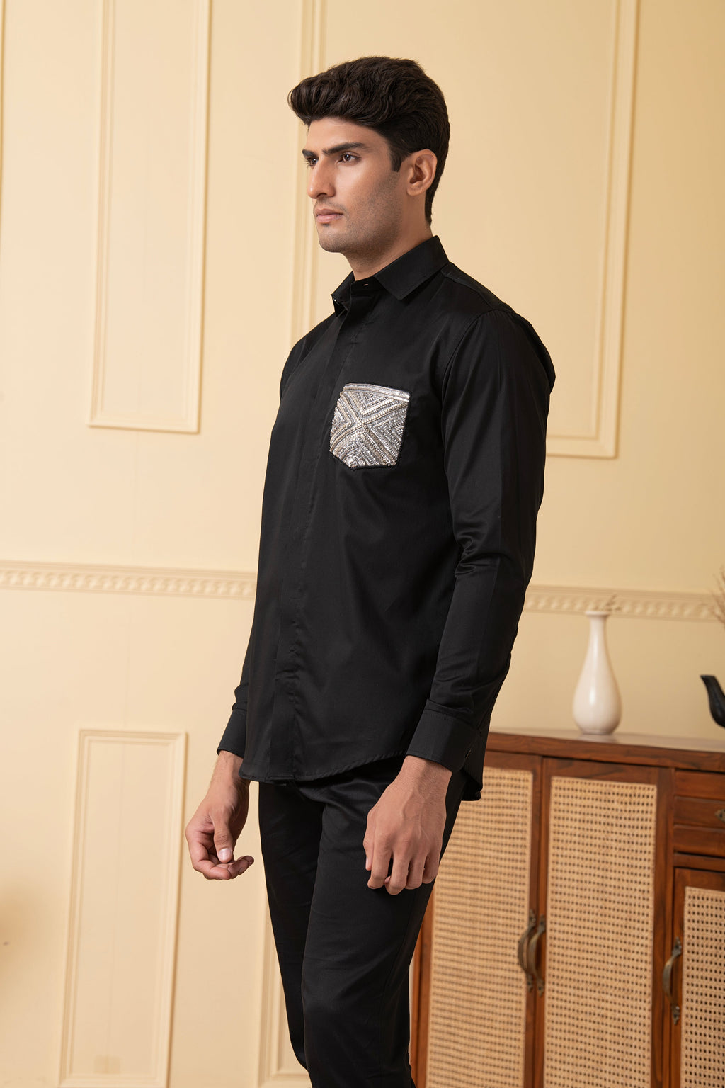 Pocket Embroidery Shirt by Hilo Design | Grocsy