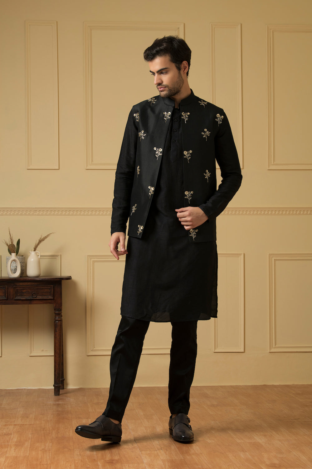 Intenso Designer Men's Indo Western by Hilo Design | Grocsy