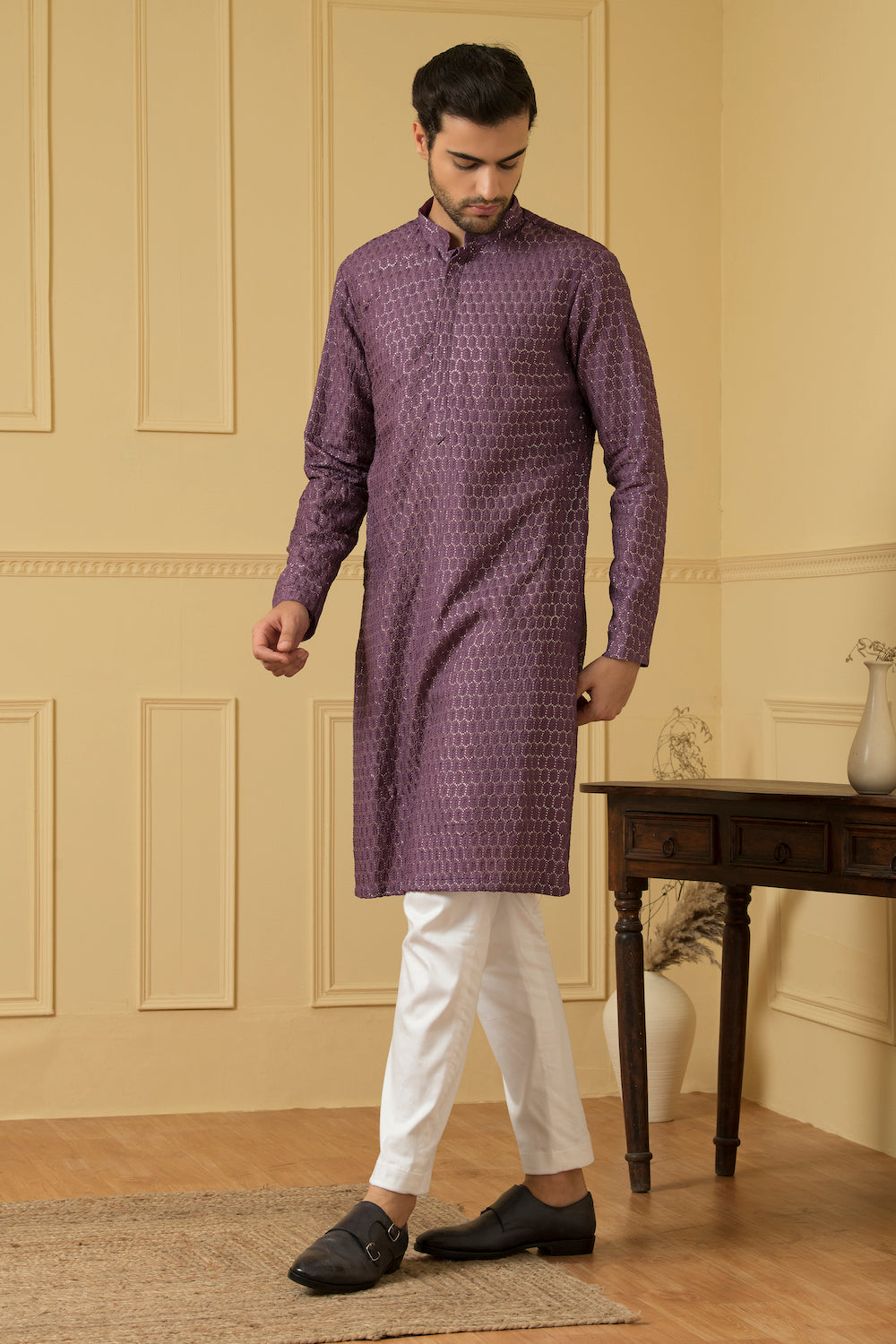 Purple Lucknowi Threadwork Kurta by Hilo Design | Grocsy